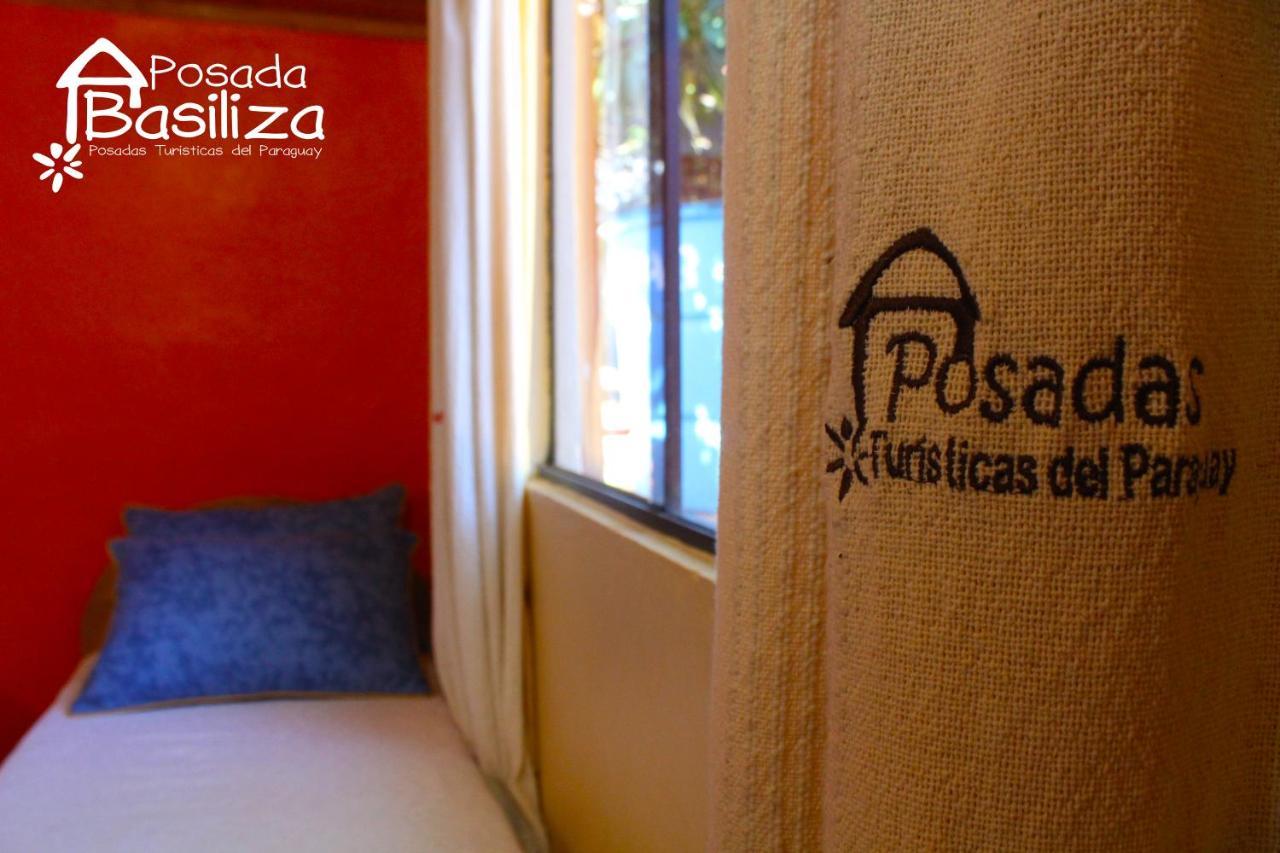 Posada Basiliza, Encarnacion Py Exterior foto